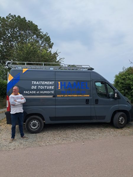 Nicolas Hamel artisan traitement toiture démoussage façade humidité habillage sous-toit dalles PVC Les Moitiers-d'Allonne Valognes Barneville-Carteret Portbail Bricquebec Les Pieux Picauville La Haye-du-Puits Carentan Montebourg Cherbourg Cotentin Manche 50